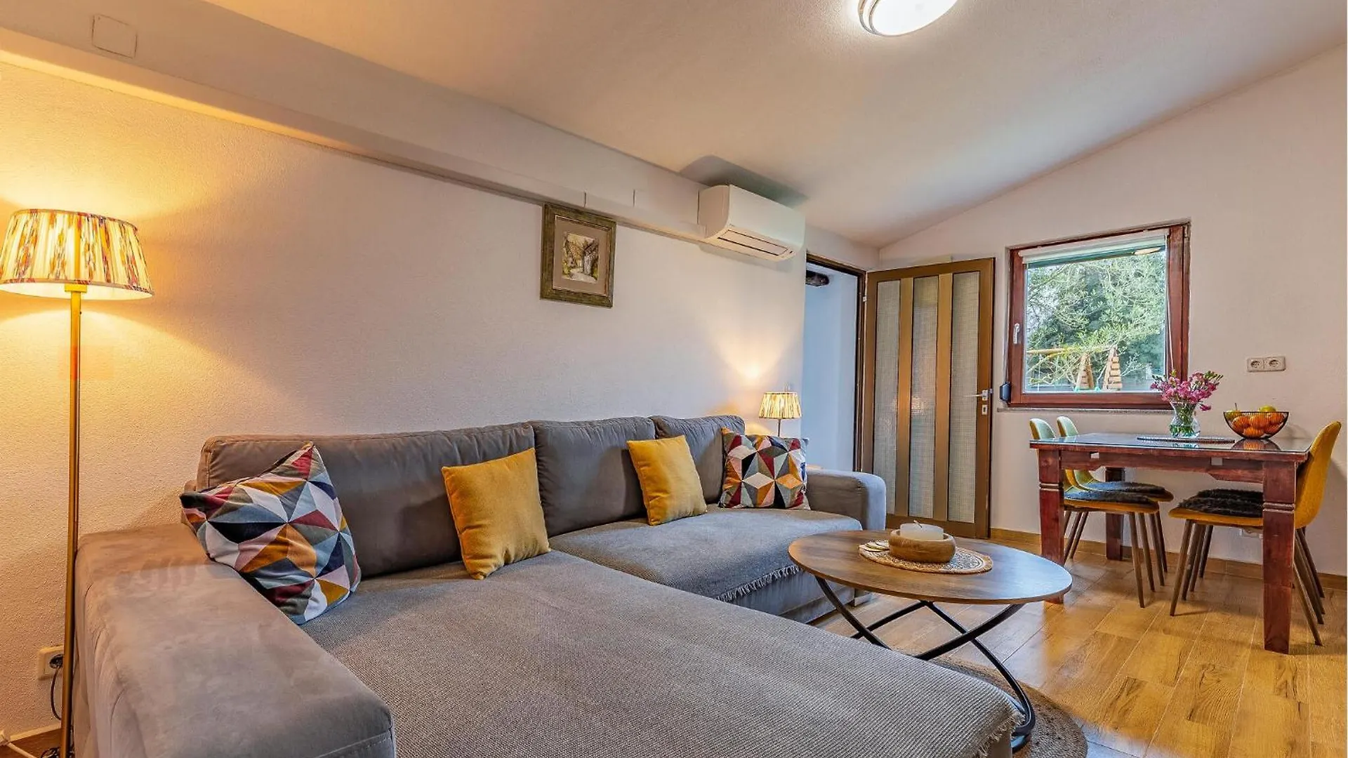 2 Bedroom Gorgeous Apartment In Medulin